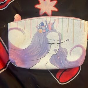 Ipsy makeup cosmetic bag